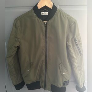 H & M kids jacket Size 12-13